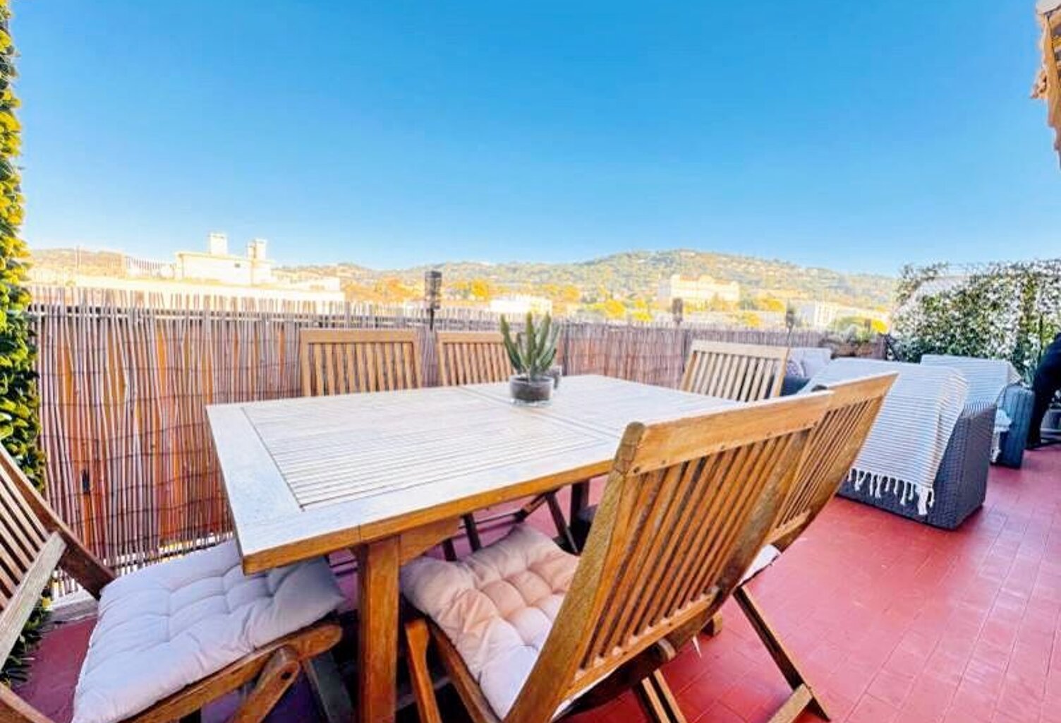  ️ Cannes — T2 34 m² rénové, terrasse 23 m², dernier étage — photo 1