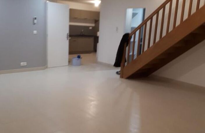 Maison de 130m2 à louer sur Villenave-d'Ornon — photo 3