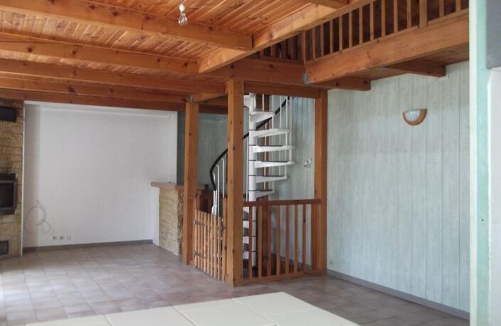 Maison de 130m2 à louer sur Montvendre — photo 4