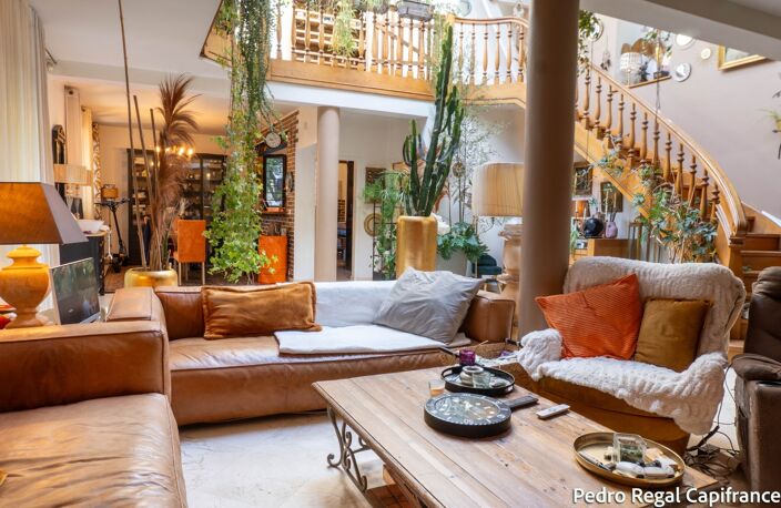 Maison 178 m2 à vendre + 100m2  Etat brut à NEUILLY PLAISANCE (93) — photo 2