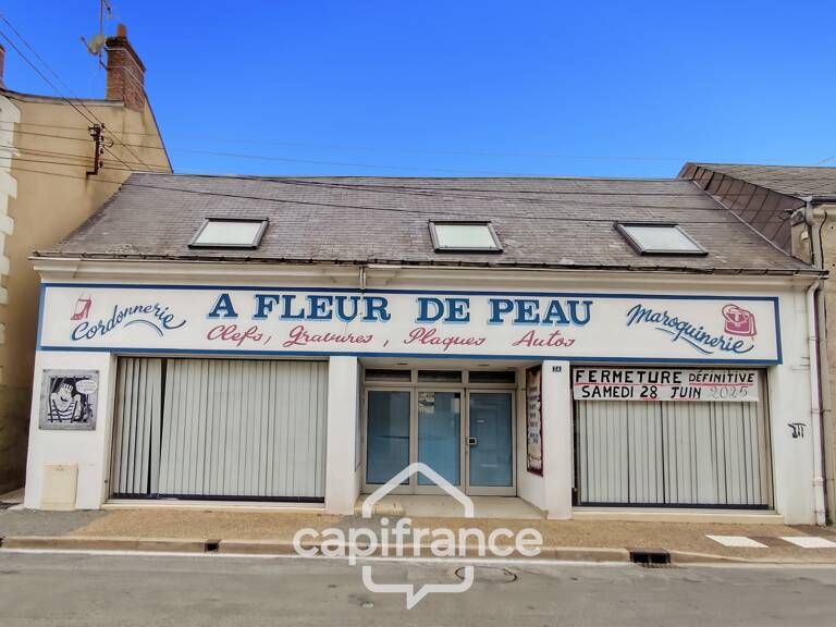 Local/bureau à vendre BESSE SUR BRAYE (72) — photo 1