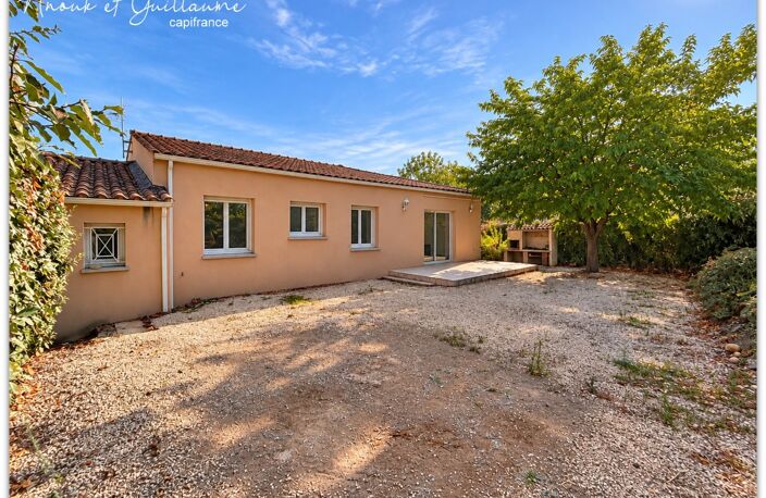 Exclusivité - Villa de 112m² habitable environ 4 pièces avec jardin et garage – Lézignan-la-cèbe (34120) — photo 3