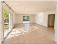 Exclusivité - Villa de 112m² habitable environ 4 pièces avec jardin et garage – Lézignan-la-cèbe (34120) — photo 4