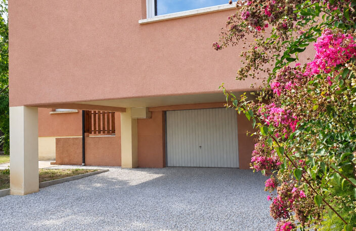Maison à vendre 4 pièces MONTAUBAN (82) avec jardin, garage, carport et terrasse — photo 2