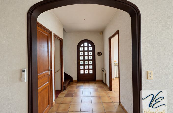 ARGENS-MINERVOIS – Maison de caractère avec 4 chambres, terrasses, jardin arboré et garage — photo 2