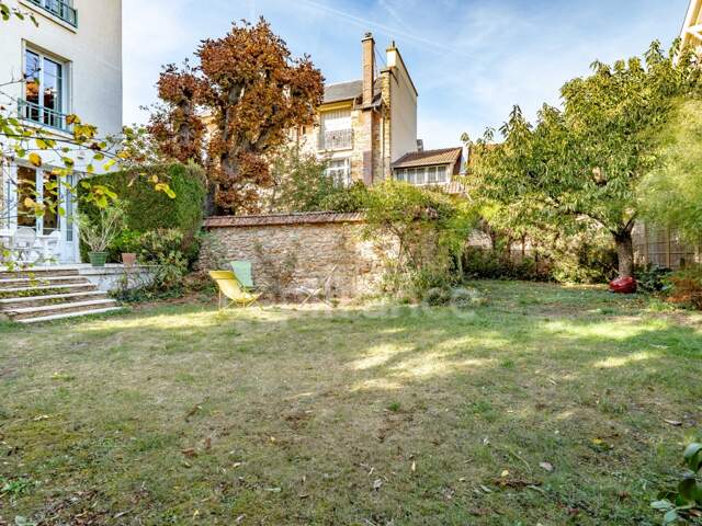 LE CHESNAY, PLATEAU SAINT ANTOINE, PROCHE VERSAILLES MAISON à VENDRE de 220 m2 avec 7 chambres - JARDIN — photo du bien