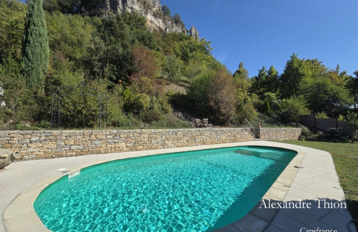 Maison à vendre 12 pièces SAINT SORLIN EN BUGEY (01) — photo 2