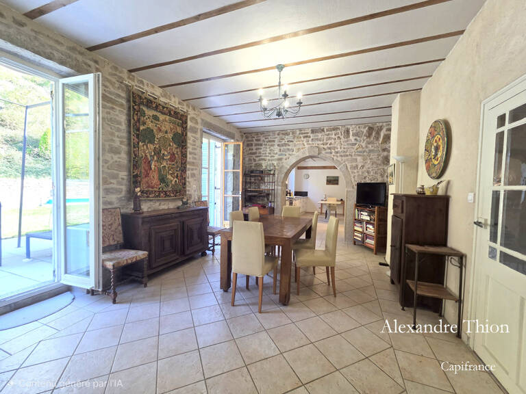Maison à vendre 12 pièces SAINT SORLIN EN BUGEY (01) — photo 1