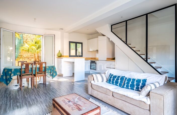 Versailles, A VENDRE MAISON RENOVEE  de 110 m2 au sol- 4 chambres- JARDIN- CALME et proximité des commodités — photo 4