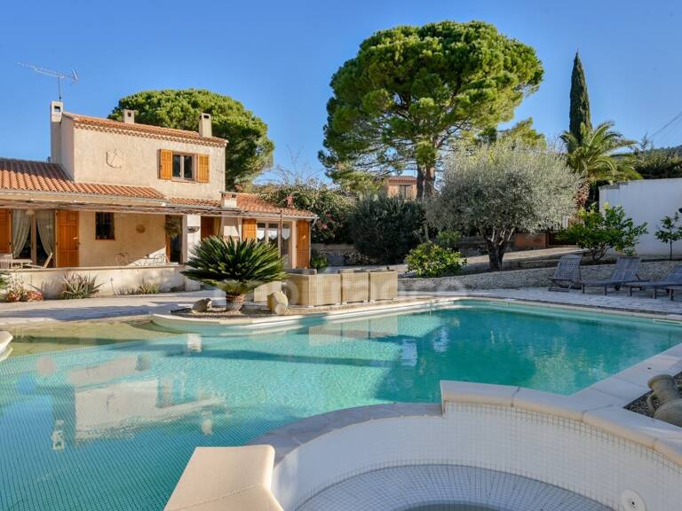 Maison à vendre 7 pièces CEYRESTE (13) piscine pool-house sur 1200 m2 de terrain — photo 1