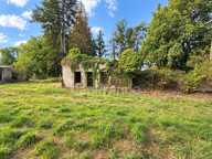 EXCLUSIVITÉ - TERRAIN AVEC HANGAR ET RUINE À TREBRIVAN — photo 2