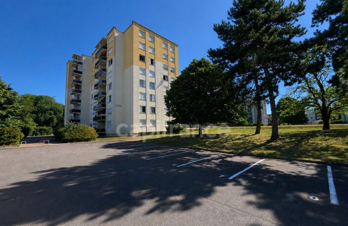 Vaste T4 très lumineux - LONGVIC — photo 2
