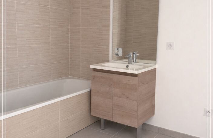 Appartement à vendre 2 pièces 40m2 - PROVINS (77) - balcon - parking — photo 5