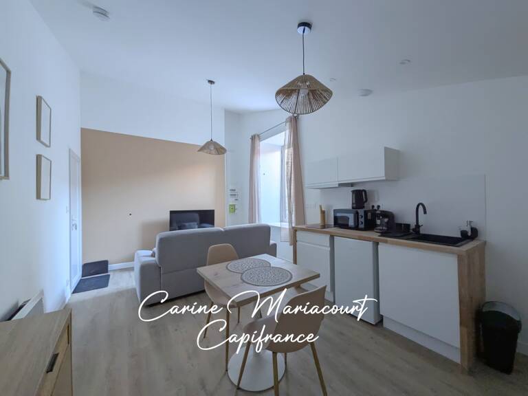 T2 MEUBLÉ 33 M² – ENTIÈREMENT RÉNOVÉ – CENTRE DE SAINT-MAIXENT-L’ÉCOLE — photo 1
