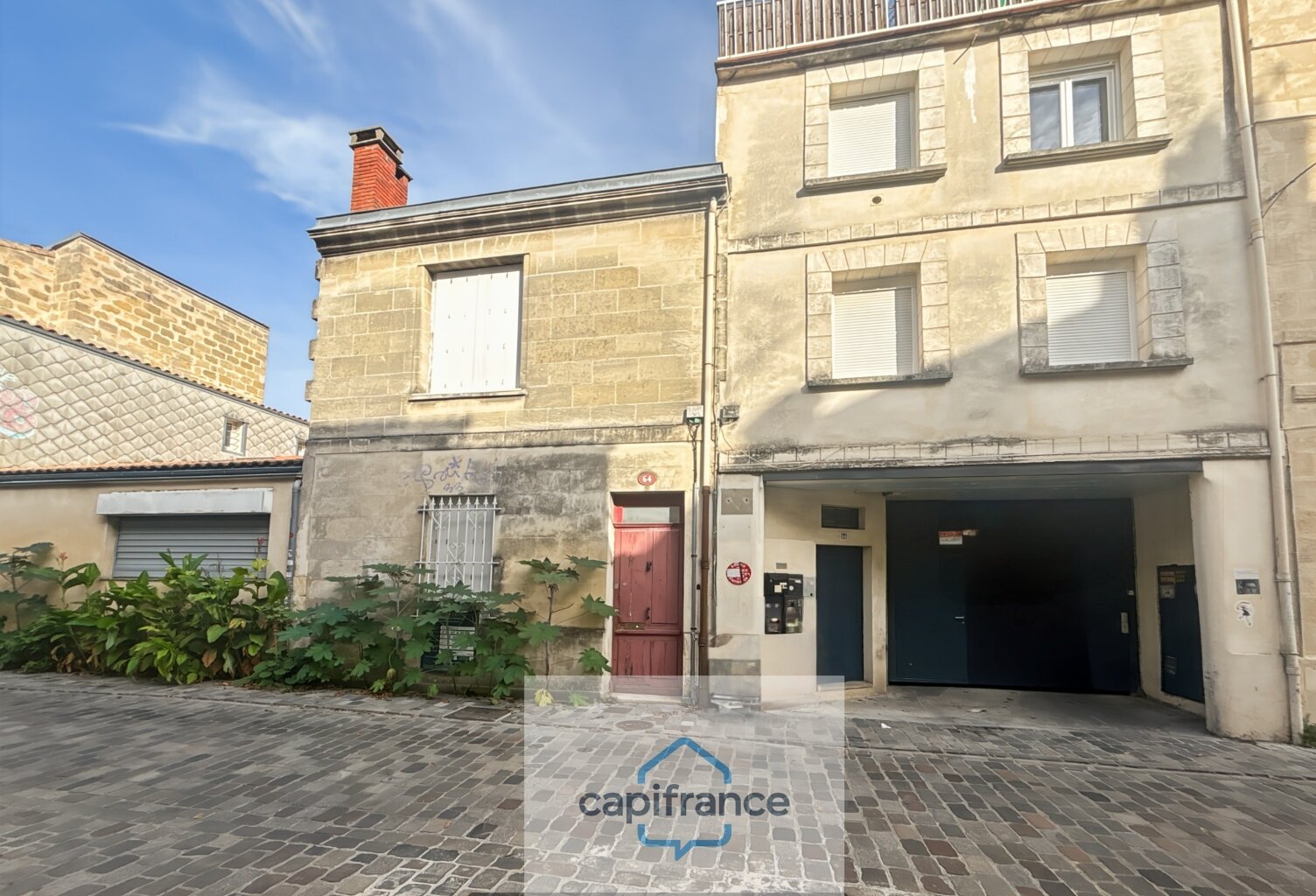 Garage à vendre BORDEAUX (33) Place de stationnement Garage fermé — photo 1