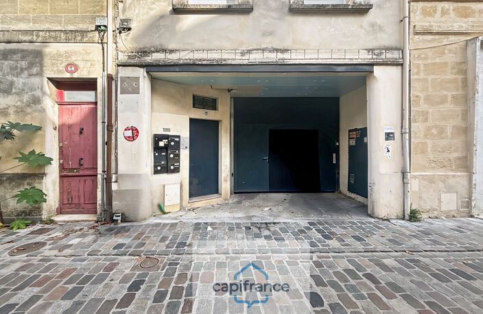 Garage à vendre BORDEAUX (33) Place de stationnement Garage fermé — photo 3
