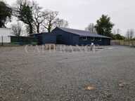 Local Artisanal 140m² + Terrain 700m² - Accès RN12 & Proche Fournisseurs à louer PLOUISY (22) — photo 4