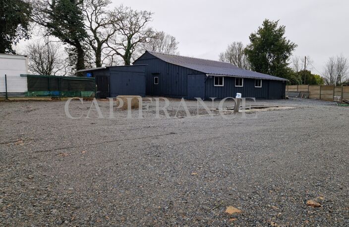Local Artisanal 140m² + Terrain 700m² - Accès RN12 & Proche Fournisseurs à louer PLOUISY (22) — photo 4