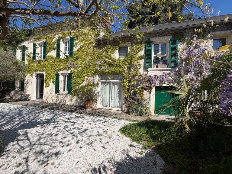 Maison à vendre 10 pièces avec piscine, plus appartement séparé à BAZET (65) — photo 1