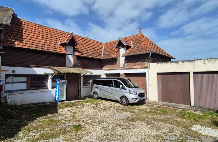 DIEPPE – Ensemble immobilier à réhabiliter – potentiel 4/5 logements + 4 garages — photo 2