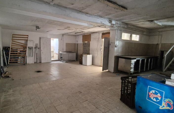 DIEPPE – Ensemble immobilier à réhabiliter – potentiel 4/5 logements + 4 garages — photo 3