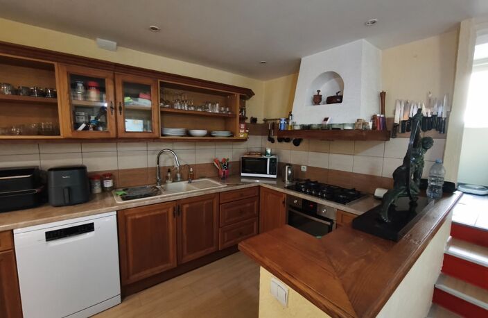 maison de village de caractère, 5 chambres, 200 m² — photo 2