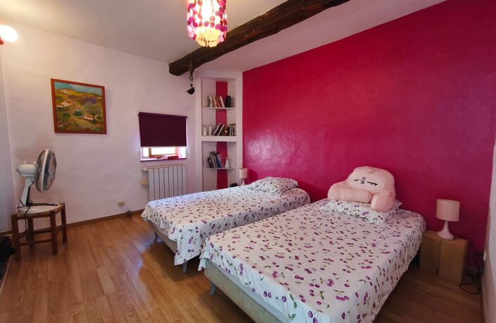 maison de village de caractère, 5 chambres, 200 m² — photo 4