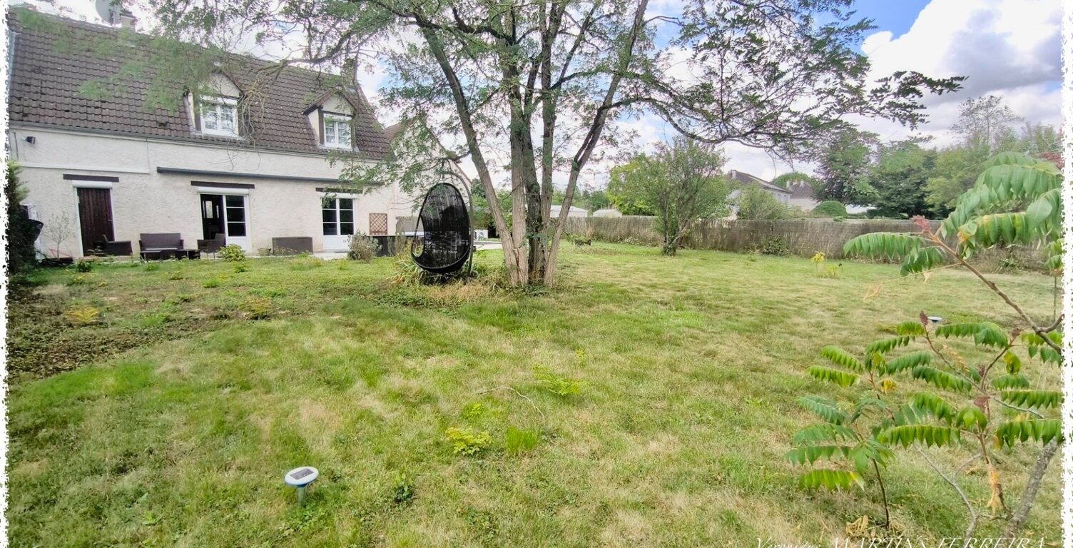 À vendre – Maison familiale 5 pièces avec jardin, terrasse et piscine à MÉREAU — photo 1