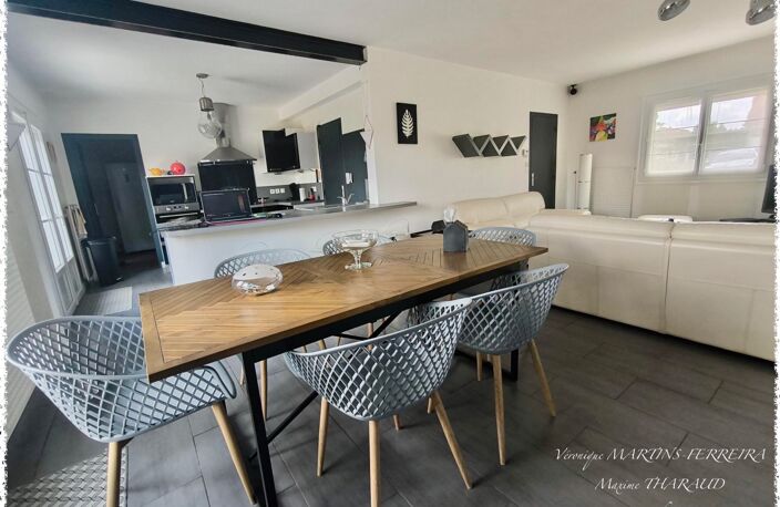 À vendre – Maison familiale 5 pièces avec jardin, terrasse et piscine à MÉREAU — photo 3