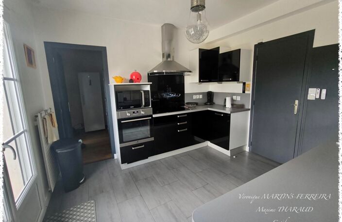 À vendre – Maison familiale 5 pièces avec jardin, terrasse et piscine à MÉREAU — photo 5