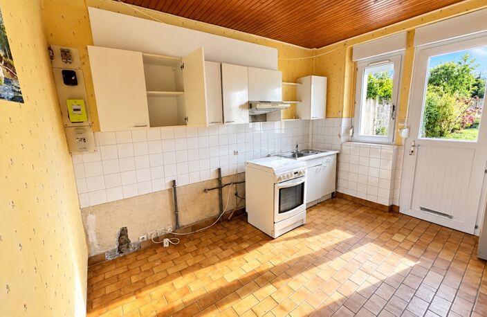 GUIPAVAS CENTRE – MAISON 4 CHAMBRES À RÉNOVER + TERRAIN CONSTRUCTIBLE — photo 3