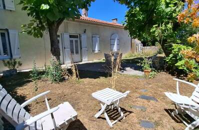 Maison à vendre 4 pièces SAINT ESTEPHE (33) — photo du bien