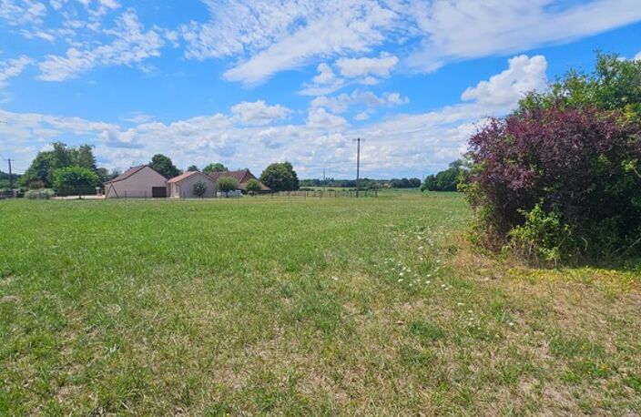 Maison au calme, en pleine campagne – 2 logements + dépendances – 5600 m² de terrain — photo 4