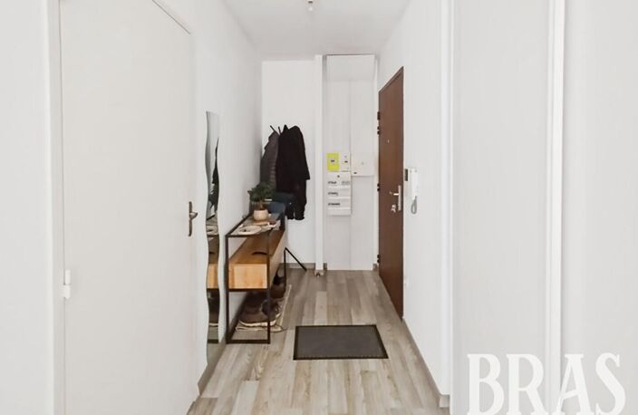 Appartement  T1 bis avec cave et parking — photo 5