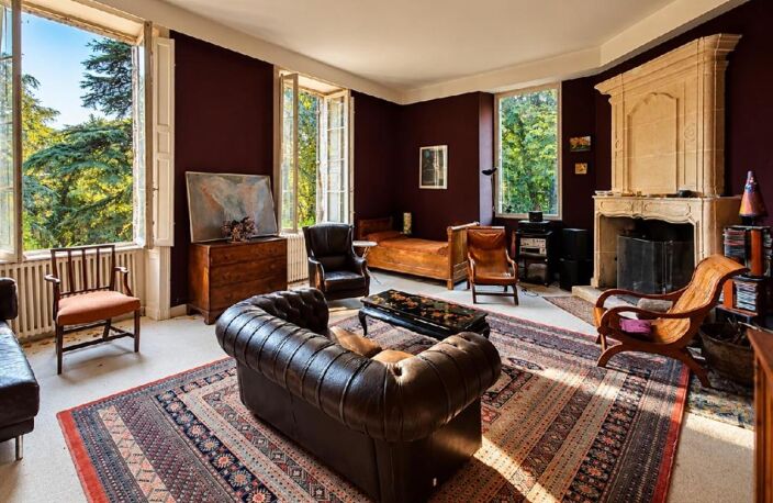 Proche du chêne - Demeure d'exception du XIX siècle - 550 m² - 12 chambres - dortoir - au coeur d'un parc de plus de 2ha avec accès à la Sèvre — photo 4