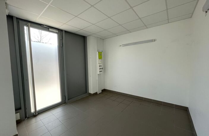 Local professionnel de 36 m² - Caluire-et-Cuire — photo 2