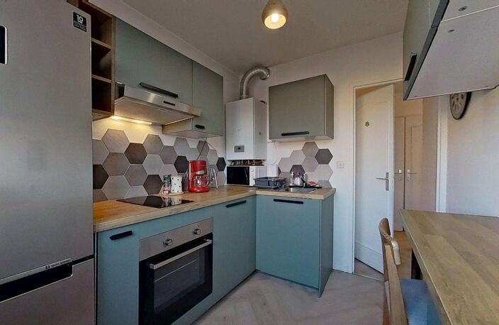 6 RUE FRANCIS DE PRESSENSE VILLEURBANNE 69100 - T2 Meublé - 845 €CC — photo 5