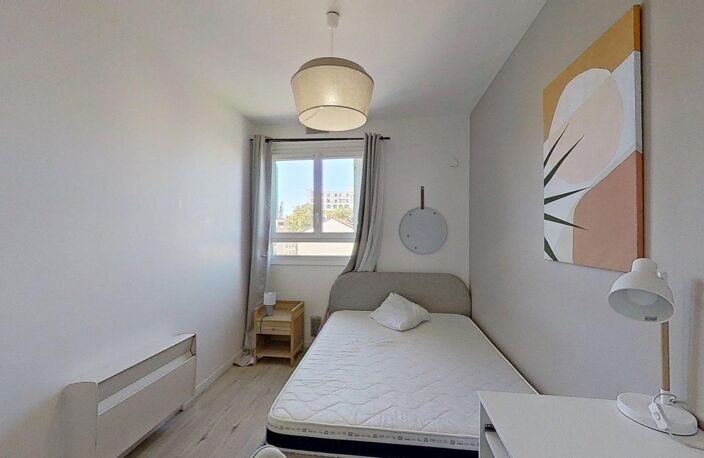 23 rue Roposte Lyon 69003 - Chambre 4 - T5 Meublé - 570 €CC — photo 2