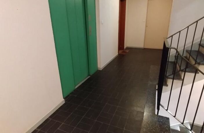 Appartement T3 de 75 m² avec balcon, garage et cave – Centre-ville de Vesoul — photo 3