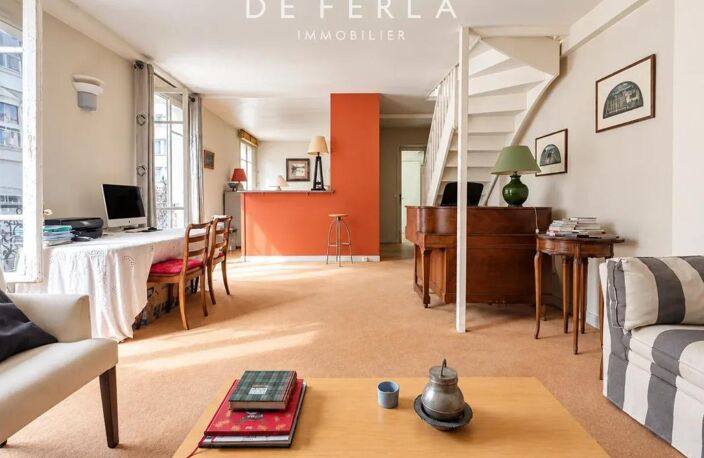 MONTPARNASSE/GAITÉ : Duplex à rénover en dernier étage avec terrasse, Paris 14e — photo 2