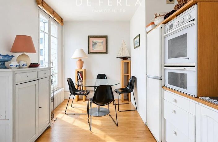 MONTPARNASSE/GAITÉ : Duplex à rénover en dernier étage avec terrasse, Paris 14e — photo 3