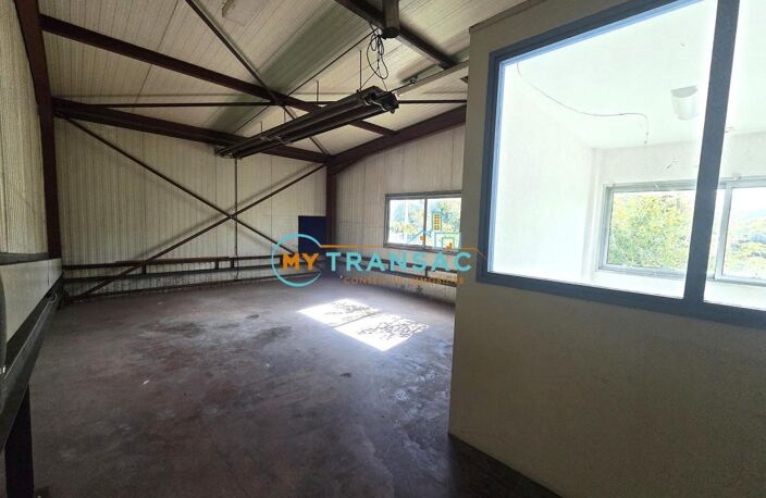 A VENDRE - RARE - MyTransac vous propose sur LIVRY GARGAN, un bâtiment indépendant de 550m² — photo 5
