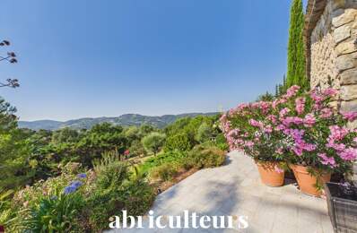 Peymeinade – Bastide provençale de 345 m² avec vue panoramique — photo du bien