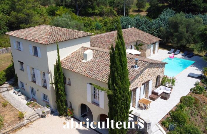 Peymeinade – Bastide provençale de 345 m² avec vue panoramique — photo 2