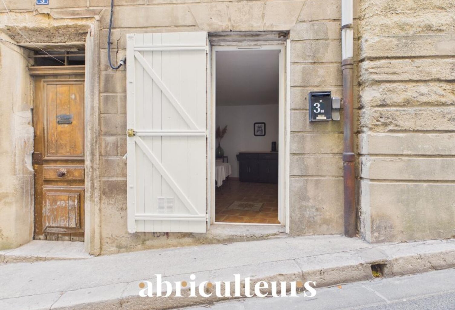 Appartement T2 avec entrée indépendante – RDC – Lambesc (13410) — photo 1