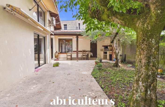 Maison familiale avec piscine et grand jardin avec fort potentiel  à Caudéran 33200 — photo 5