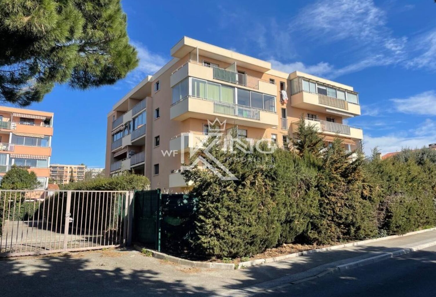 FREJUS - Quartier Hôpital - Appartement 32 m² — photo 1