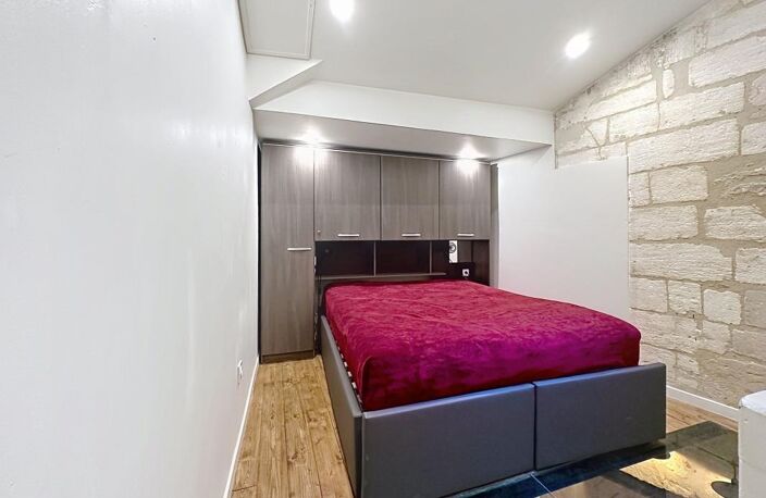 Appartement T2 - À Louer - Avignon Intra-Muros — photo 4