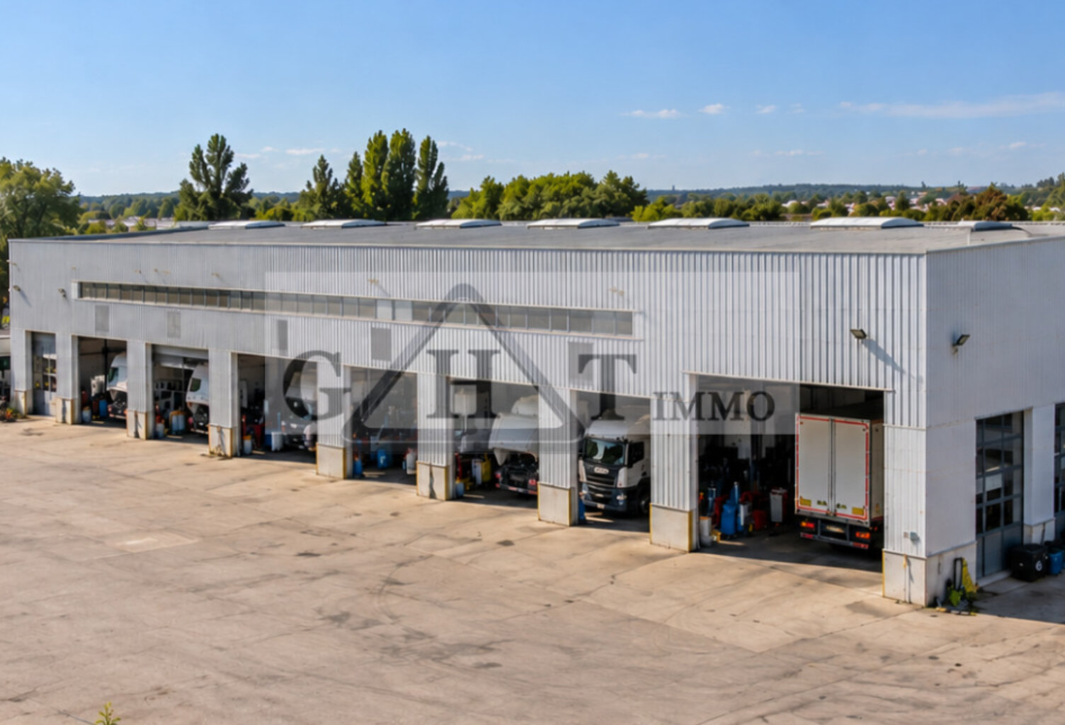 BÂTIMENT INDÉPENDANT DE 2 200 M² À VENDRE – SEPT-SORTS — photo 1