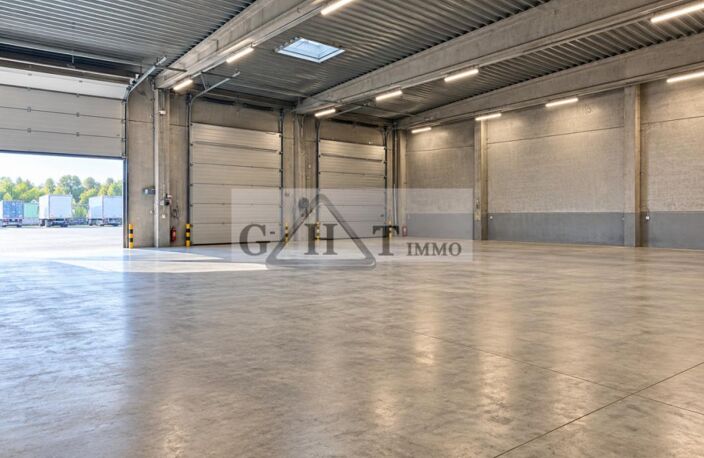 Local d'activité à louer 658 m² à LAMORLAYE — photo 3